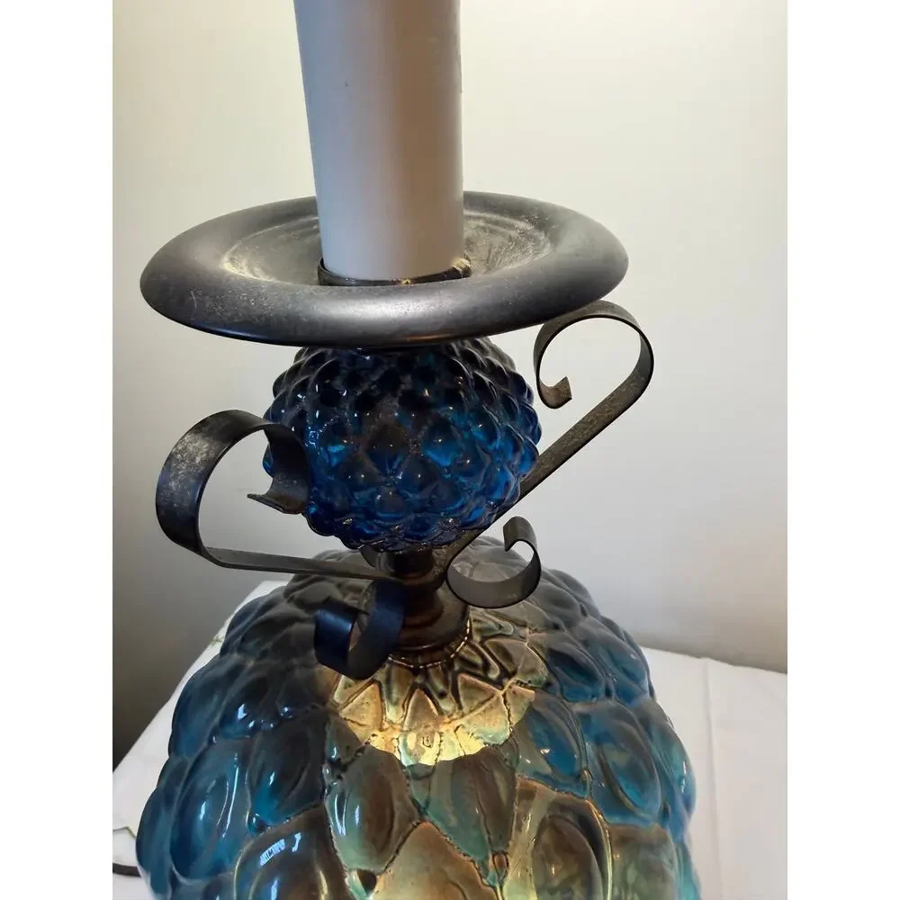 Vtg 1970s Hollywood Regency EF & EF Industries Blue Light Up Lamp